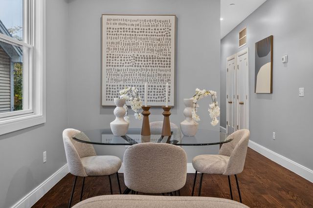 7 Langford Park 2, Boston, MA 02119
