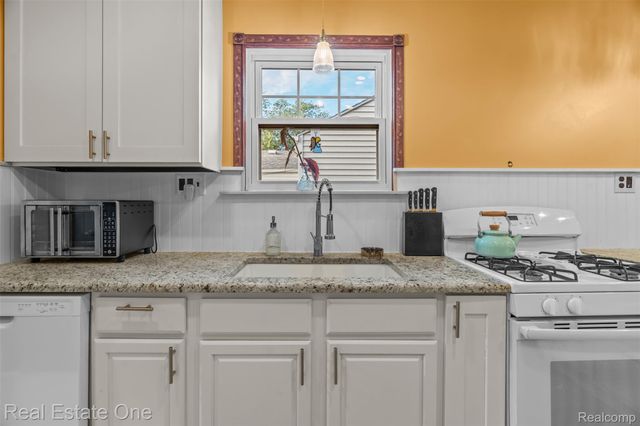 3416 20th Street, Wyandotte, MI 48192