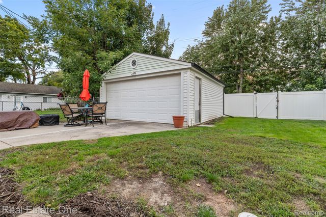 3416 20th Street, Wyandotte, MI 48192