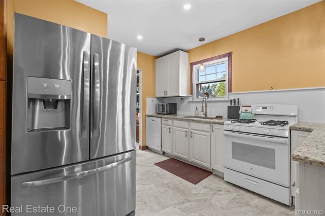 3416 20th Street, Wyandotte, MI 48192