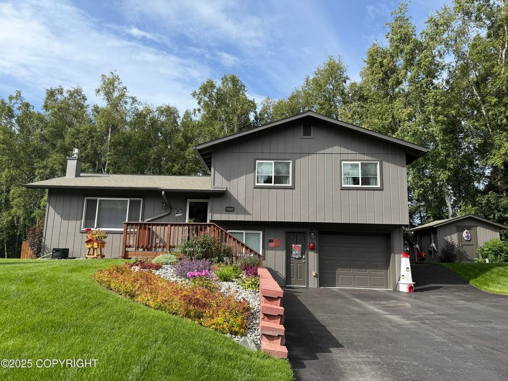11040 Katlian Drive, Eagle River, AK 99577
