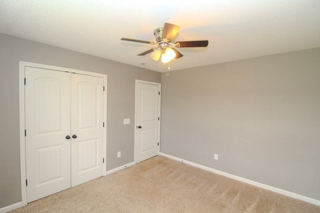 1631A Rock Bridge Rd, Bethpage, TN 37022