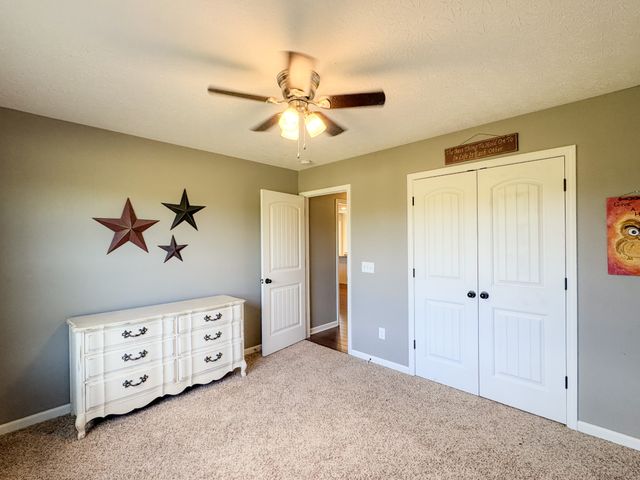 1631A Rock Bridge Rd, Bethpage, TN 37022