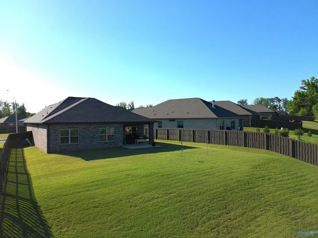 123 Fernhill Drive NW, Madison, AL 35757