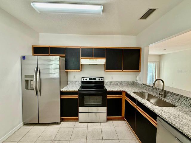 6014 PORTSDALE PLACE 202, Riverview, FL 33578