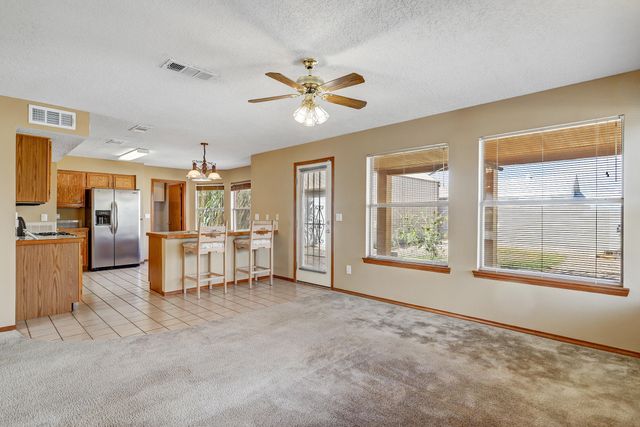 8101 SHEFFIELD Place NW, Albuquerque, NM 87120