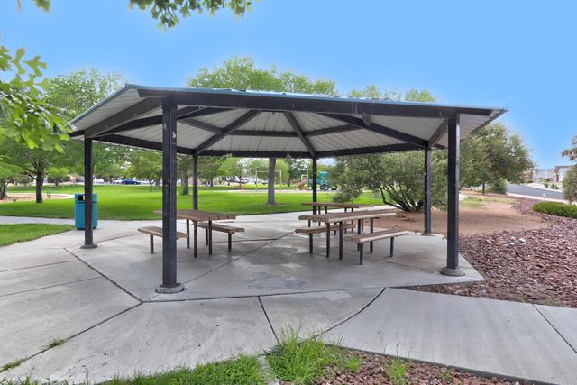 8101 SHEFFIELD Place NW, Albuquerque, NM 87120