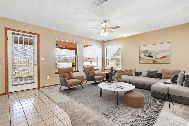 8101 SHEFFIELD Place NW, Albuquerque, NM 87120