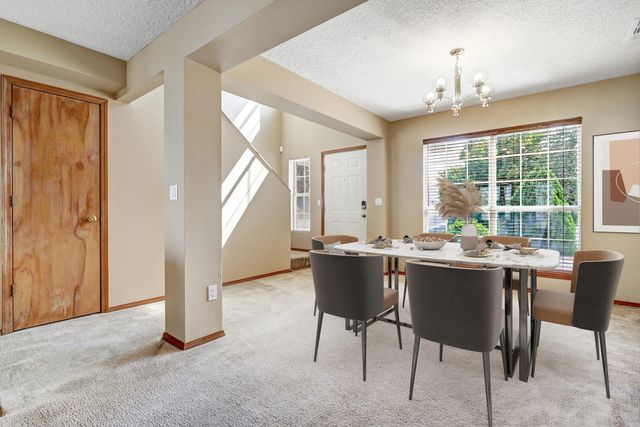 8101 SHEFFIELD Place NW, Albuquerque, NM 87120