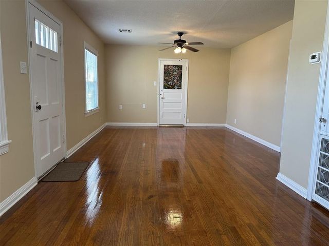 4006 Center Street, Lake Charles, LA 70607