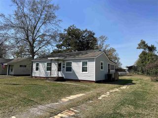 4006 Center Street, Lake Charles, LA 70607