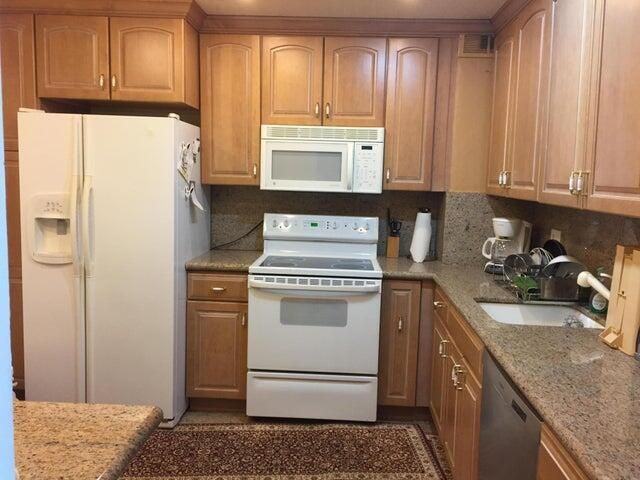 3450 S Ocean Boulevard 807, Palm Beach, FL 33480