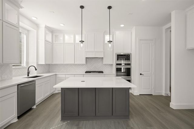 2209 Pelican Drive, Mansfield, TX 76063