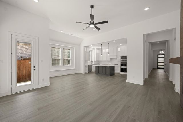 2209 Pelican Drive, Mansfield, TX 76063