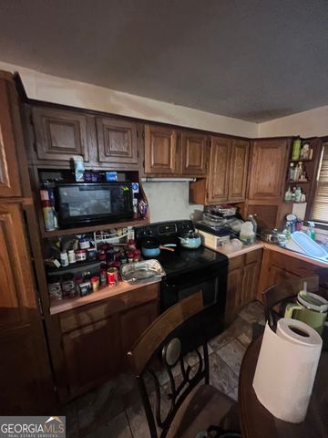 4240 Melanie Lane, Atlanta, GA 30349