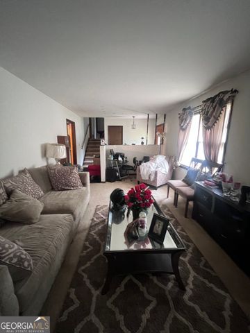 4240 Melanie Lane, Atlanta, GA 30349