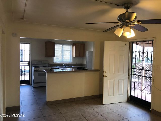 3830 E 2nd St Unit 4, Tucson, AZ 85716