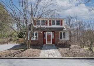 26 Anthony Street, Warwick, RI 02886