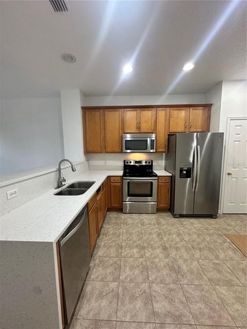 5274 PARADISE CAY CIRCLE, Kissimmee, FL 34746