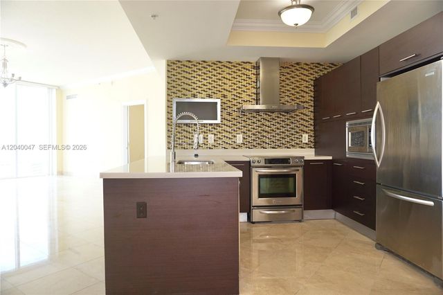 200 Sunny Isles Boulevard 21801, Sunny Isles Beach, FL 33160