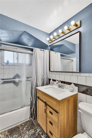 240 Wilkins Ave, Chalfant Boro, PA 15112