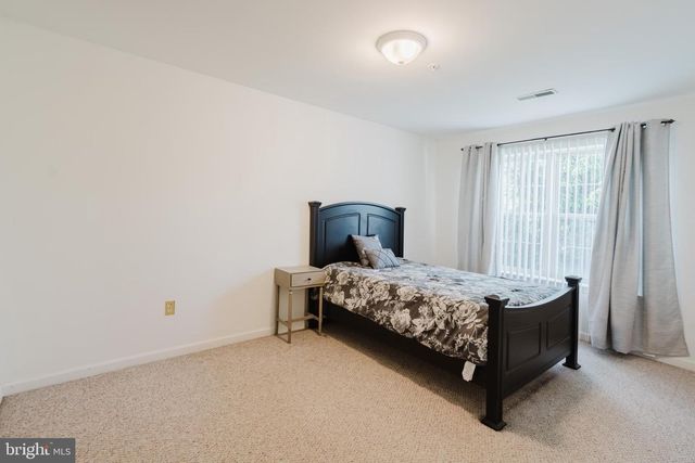 2809 WATERS EDGE DR #260, Newark, DE 19702