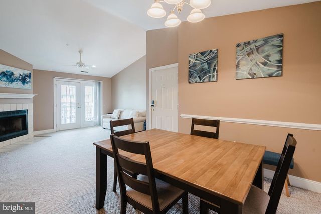 2809 WATERS EDGE DR #260, Newark, DE 19702