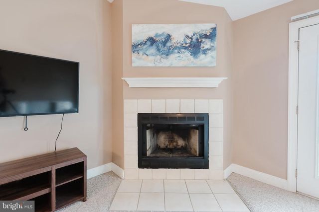 2809 WATERS EDGE DR #260, Newark, DE 19702