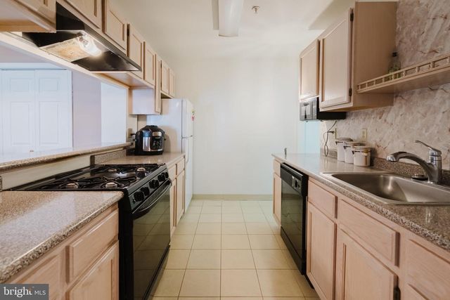 2809 WATERS EDGE DR #260, Newark, DE 19702