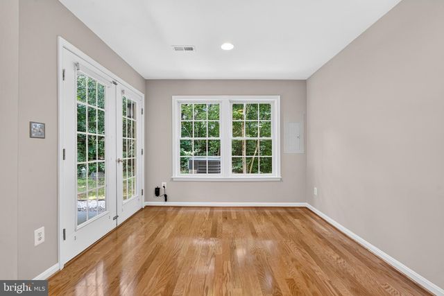 47740 WARWICKSHIRE TER, Sterling, VA 20165