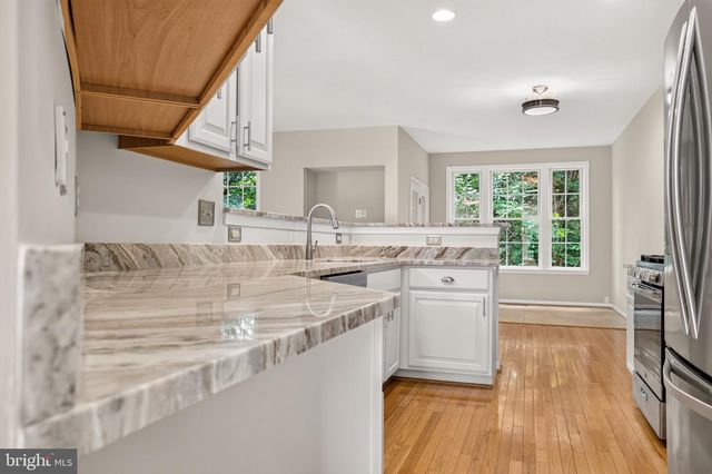47740 WARWICKSHIRE TER, Sterling, VA 20165