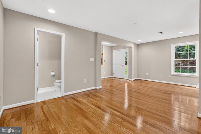 47740 WARWICKSHIRE TER, Sterling, VA 20165