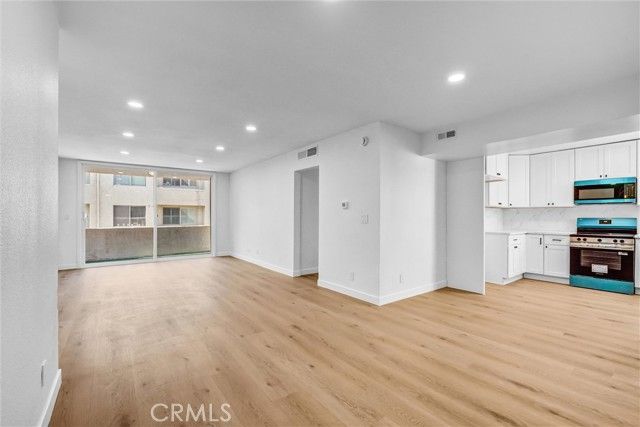 5429 Newcastle 215, Encino (los Angeles), CA 91316