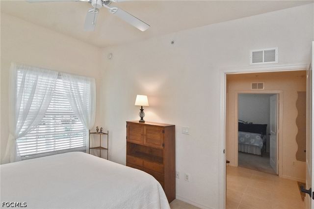 10021 Lake Cove DR 101, Fort Myers, FL 33908