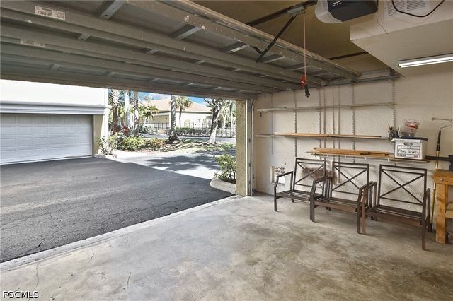 10021 Lake Cove DR 101, Fort Myers, FL 33908