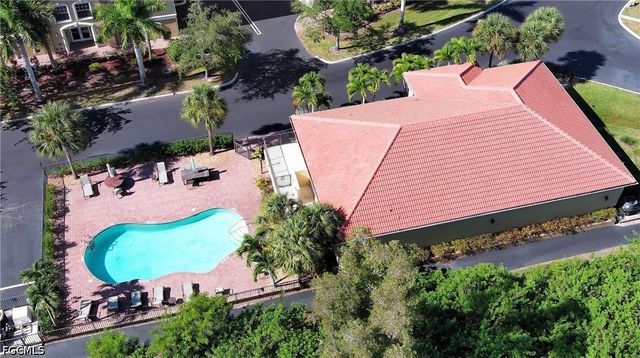 10021 Lake Cove DR 101, Fort Myers, FL 33908