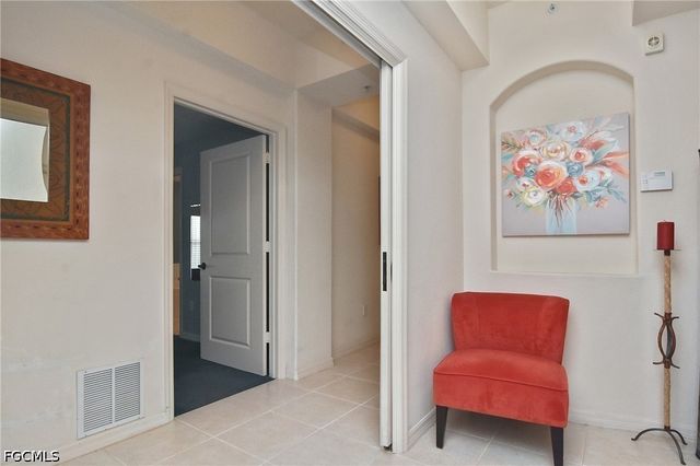 10021 Lake Cove DR 101, Fort Myers, FL 33908