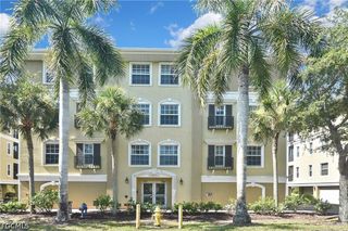 10021 Lake Cove DR 101, Fort Myers, FL 33908