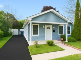 1712 11 Street, Waukegan, IL 60085