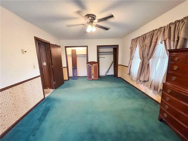 22217 S Victory Road, Spring Hill, KS 66083