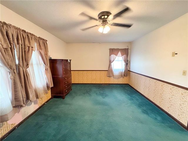 22217 S Victory Road, Spring Hill, KS 66083