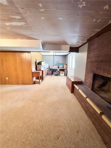 22217 S Victory Road, Spring Hill, KS 66083