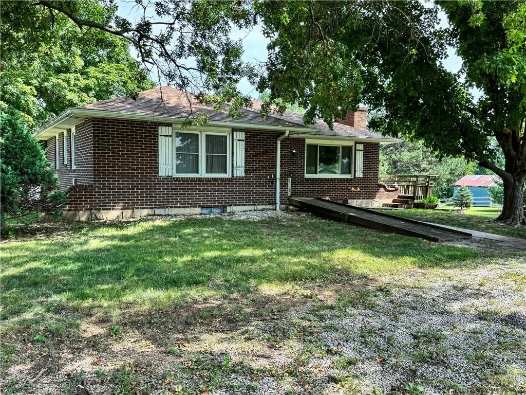 22217 S Victory Road, Spring Hill, KS 66083