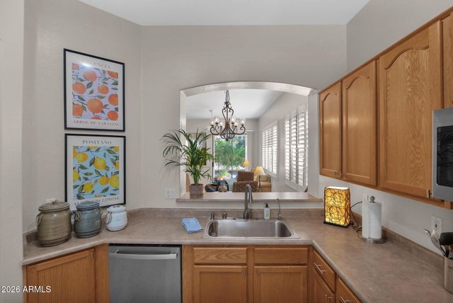 2018 W PERIWINKLE Way, Chandler, AZ 85248