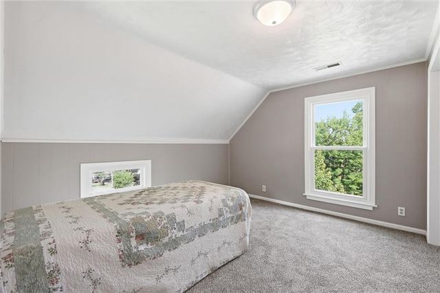 121 Spruce Street, Leavenworth, KS 66048