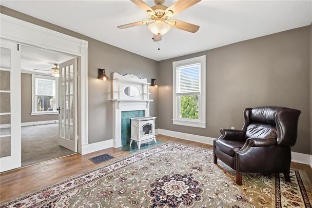 121 Spruce Street, Leavenworth, KS 66048