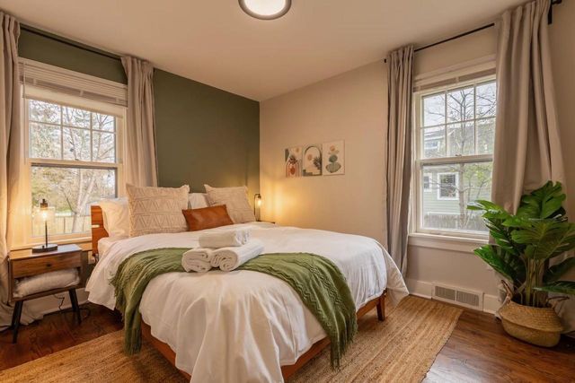 193 Williams STREET, Williams Bay, WI 53191