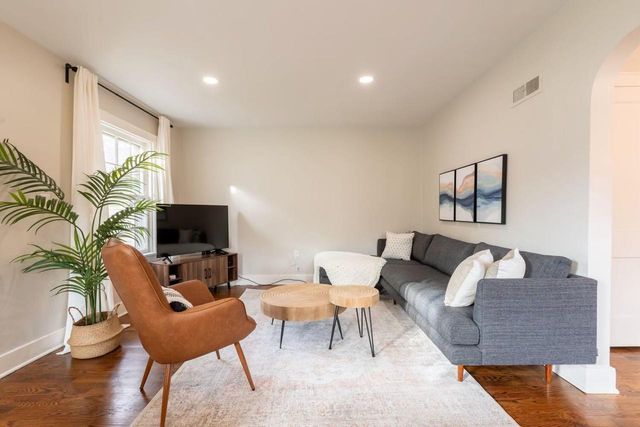 193 Williams STREET, Williams Bay, WI 53191