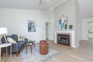 9162 Eager Road, St Louis, MO 63144