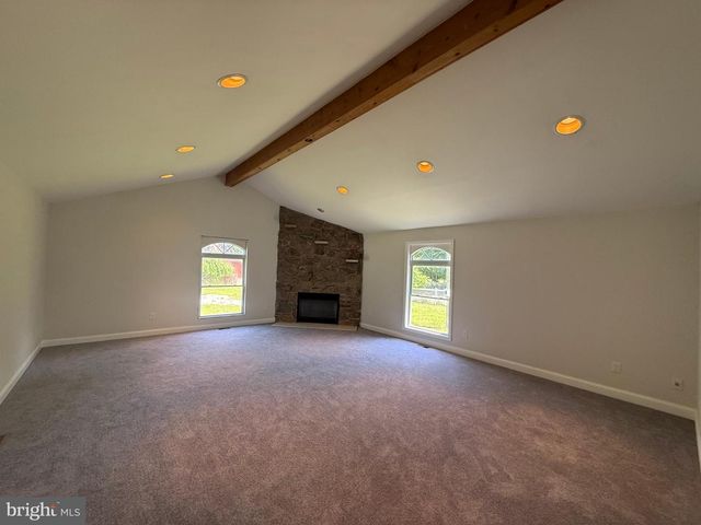 160 LAWRENCE CORNER RD, Elmer, NJ 08318